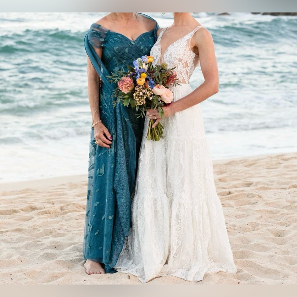 Teal Teri Jon Gown — perfect for MOTB